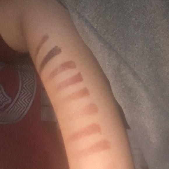 Icon eyeshadow - Picture 3 of 3